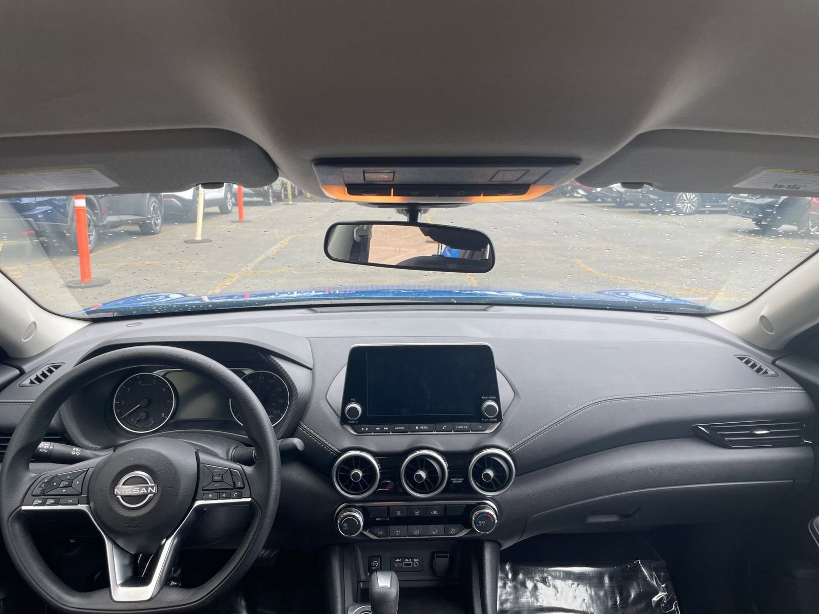 Used 2025 Nissan Sentra SV image 31