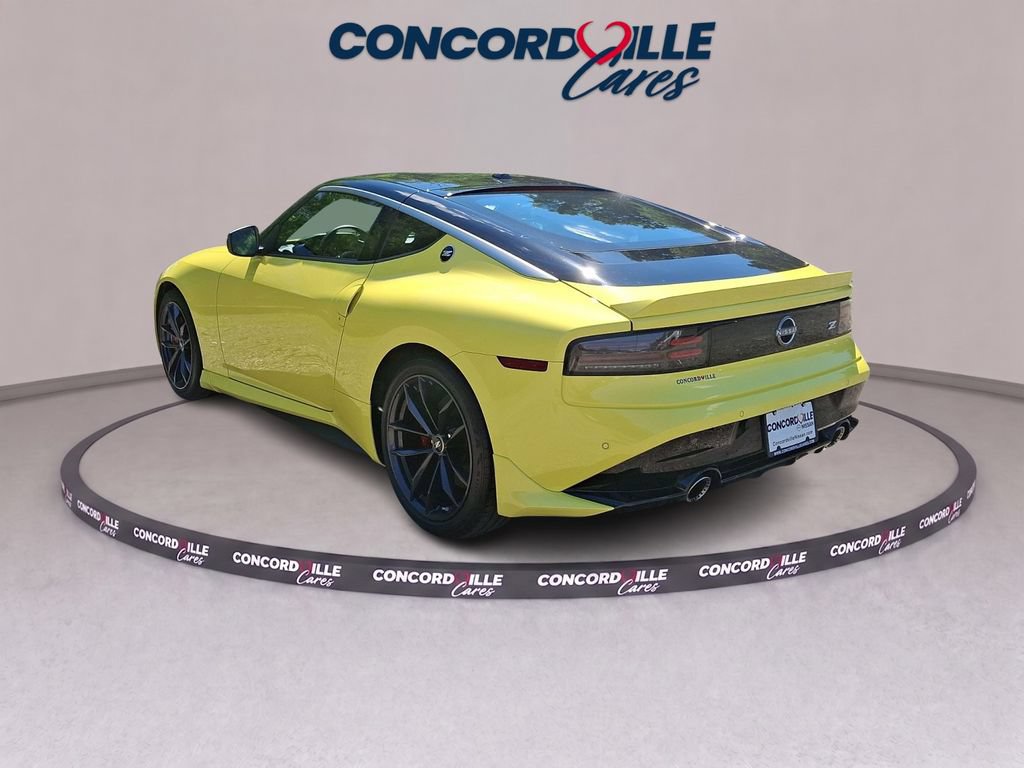 Certified 2024 Nissan Z Performance w/ Floor Mat Package RWD image 5