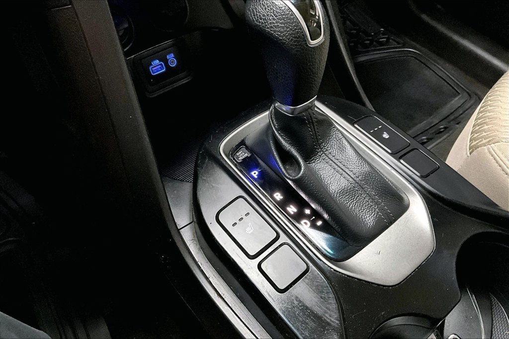 Used 2018 Hyundai Santa Fe Sport w/ 2.4L Value Package 02 FWD image 15