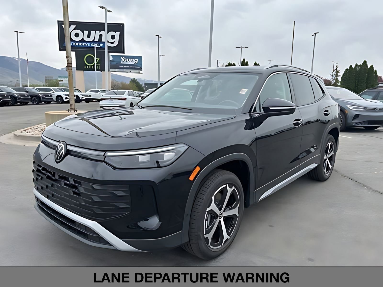 New 2026 Volkswagen Tiguan SE AWD/4WD image 7