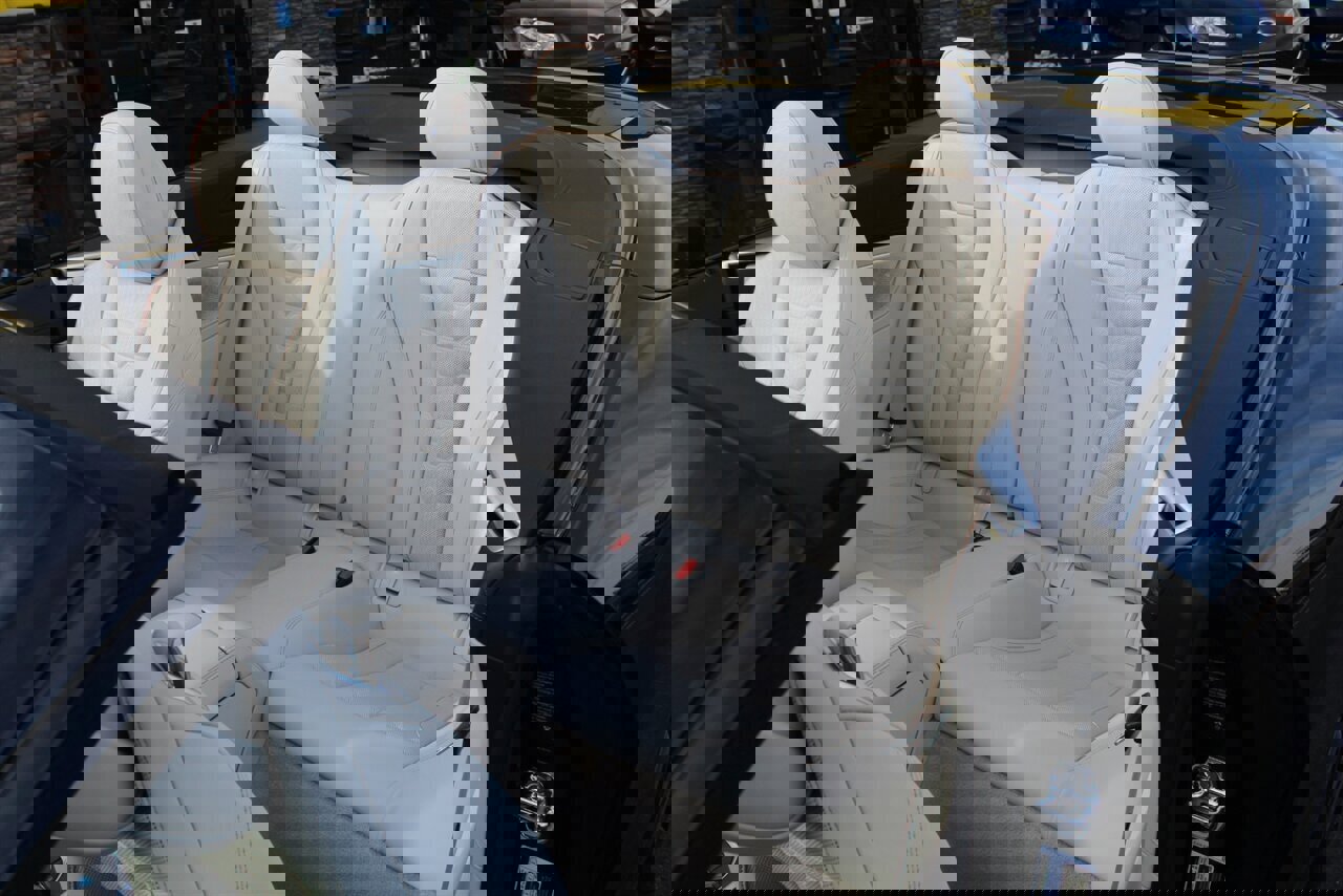 Used 2022 BMW 840i xDrive Convertible w/ Driving Assistance Package image 22