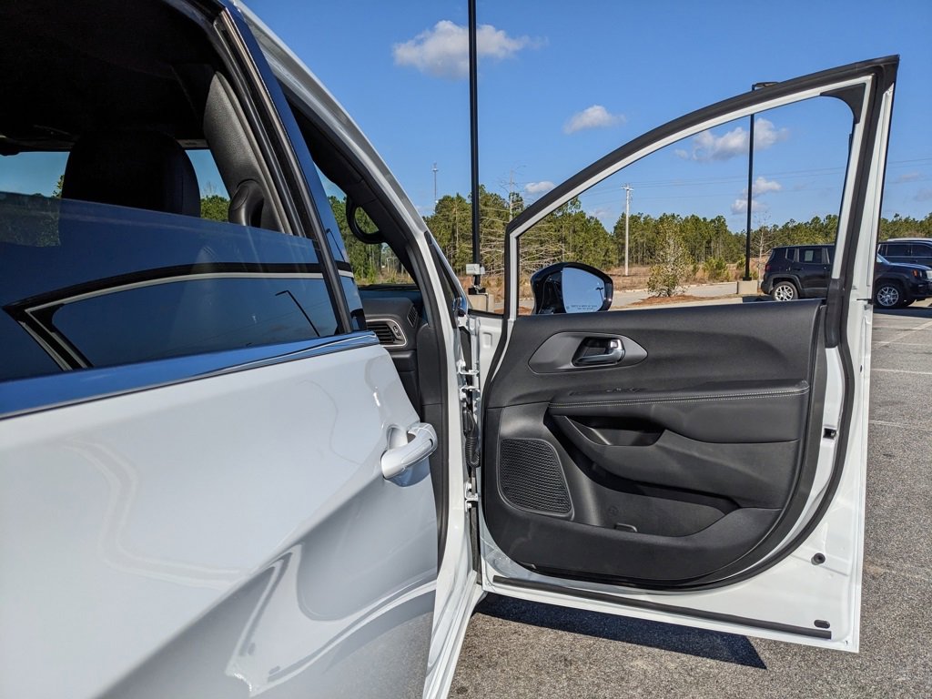 New 2026 Chrysler Voyager LX image 58