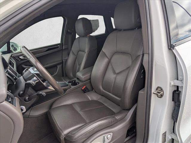 Used 2017 Porsche Macan S image 16