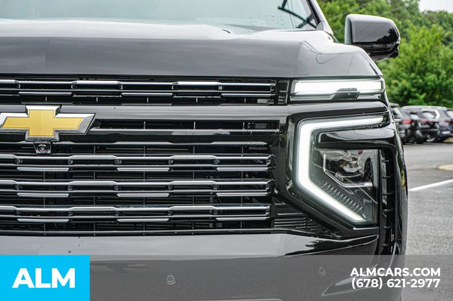 Used 2026 Chevrolet Suburban High Country w/ Sun And Tow Package AWD/4WD image 11
