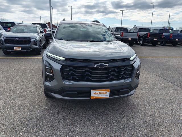 New 2026 Chevrolet Equinox LT w/ Convenience Package II AWD/4WD image 3