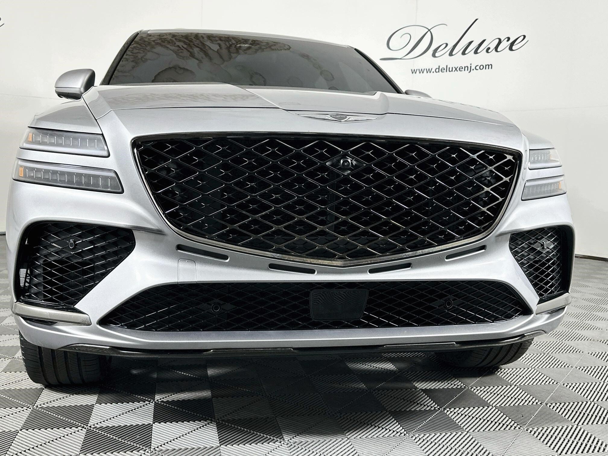 Used 2025 Genesis GV80 3.5T e-SC AWD/4WD image 32