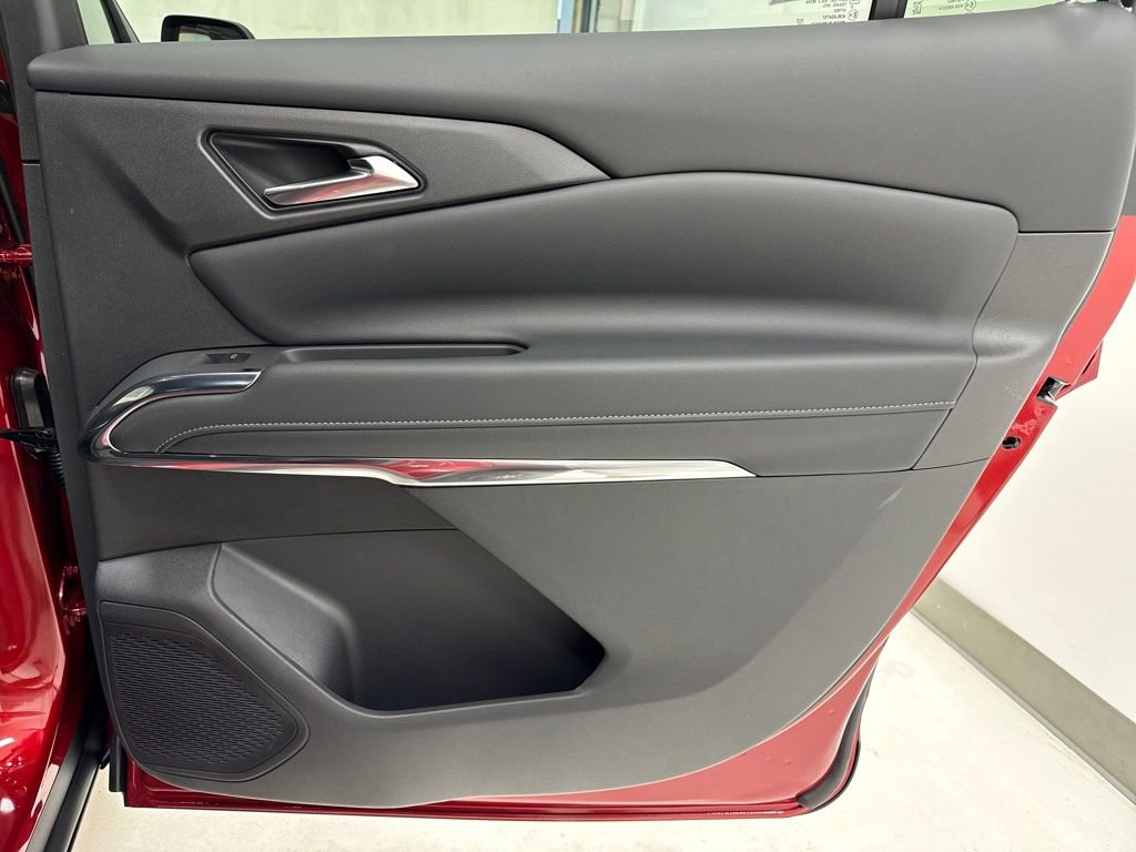 New 2026 Chevrolet Traverse LT w/ Midnight/Sport Edition image 11