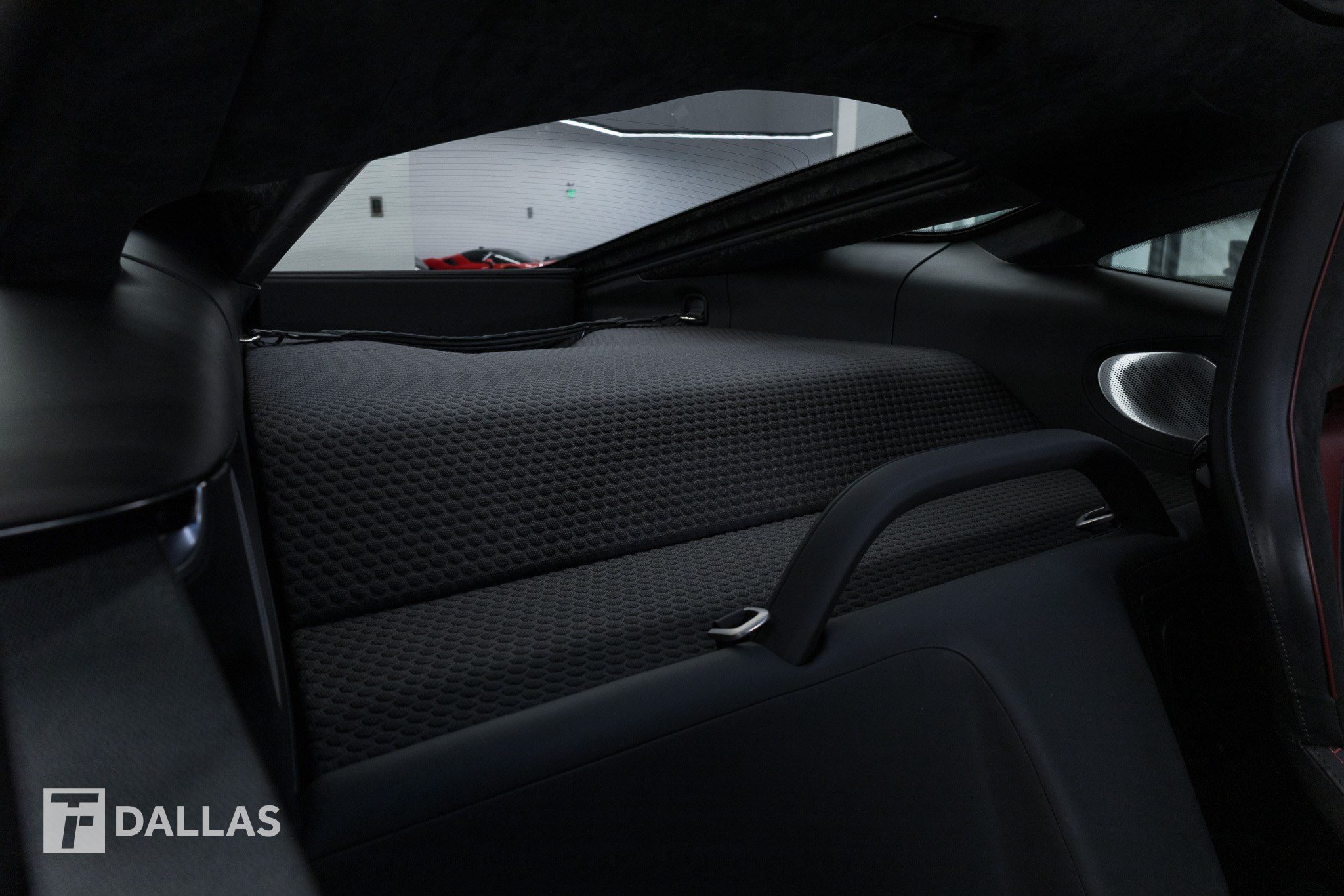 Used 2023 McLaren GT RWD image 39