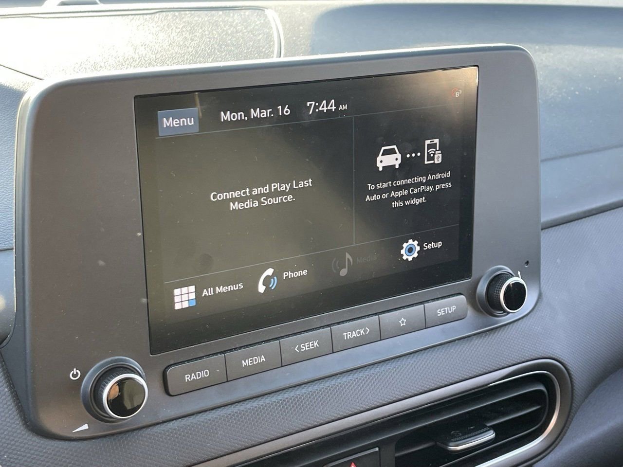 Used 2023 Hyundai Kona SEL image 12