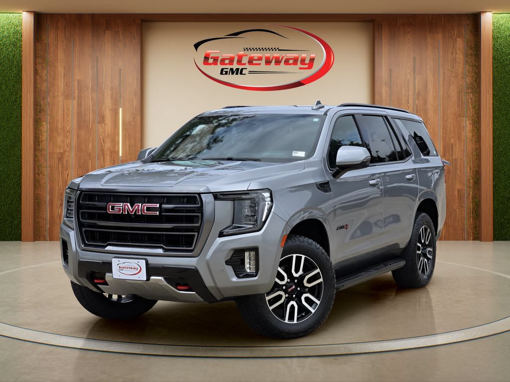 Used 2024 GMC Yukon AT4 w/ Technology Package AWD/4WD image 1