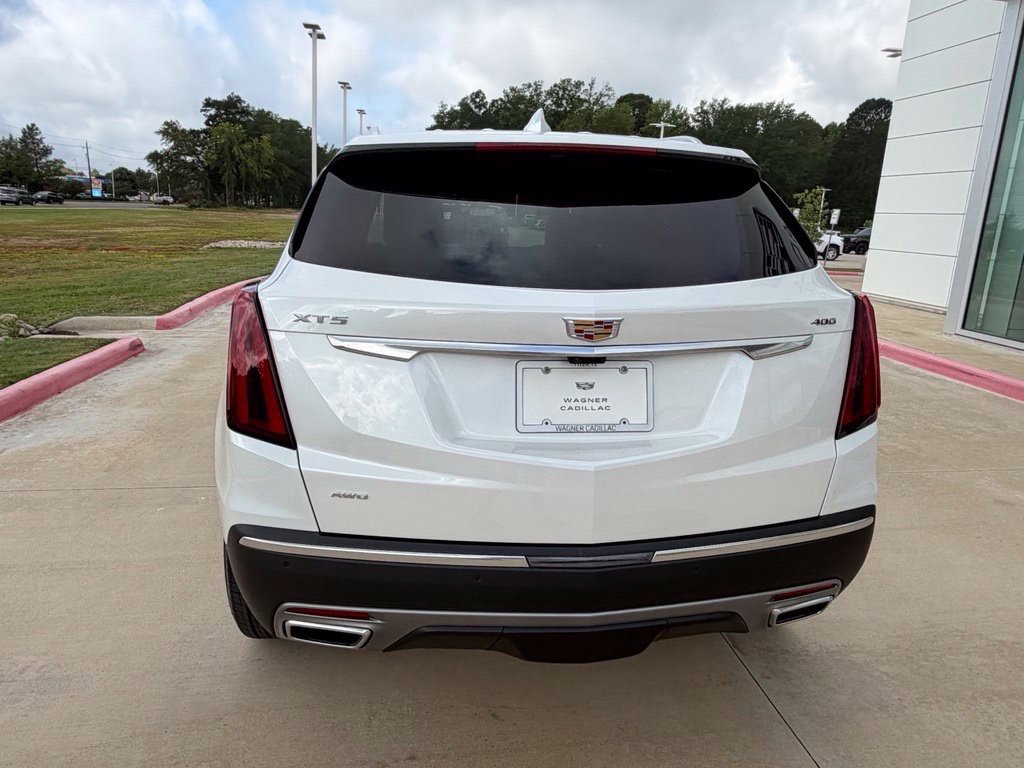 New 2026 Cadillac XT5 Premium Luxury w/ Driver Assist Package FWD image 5