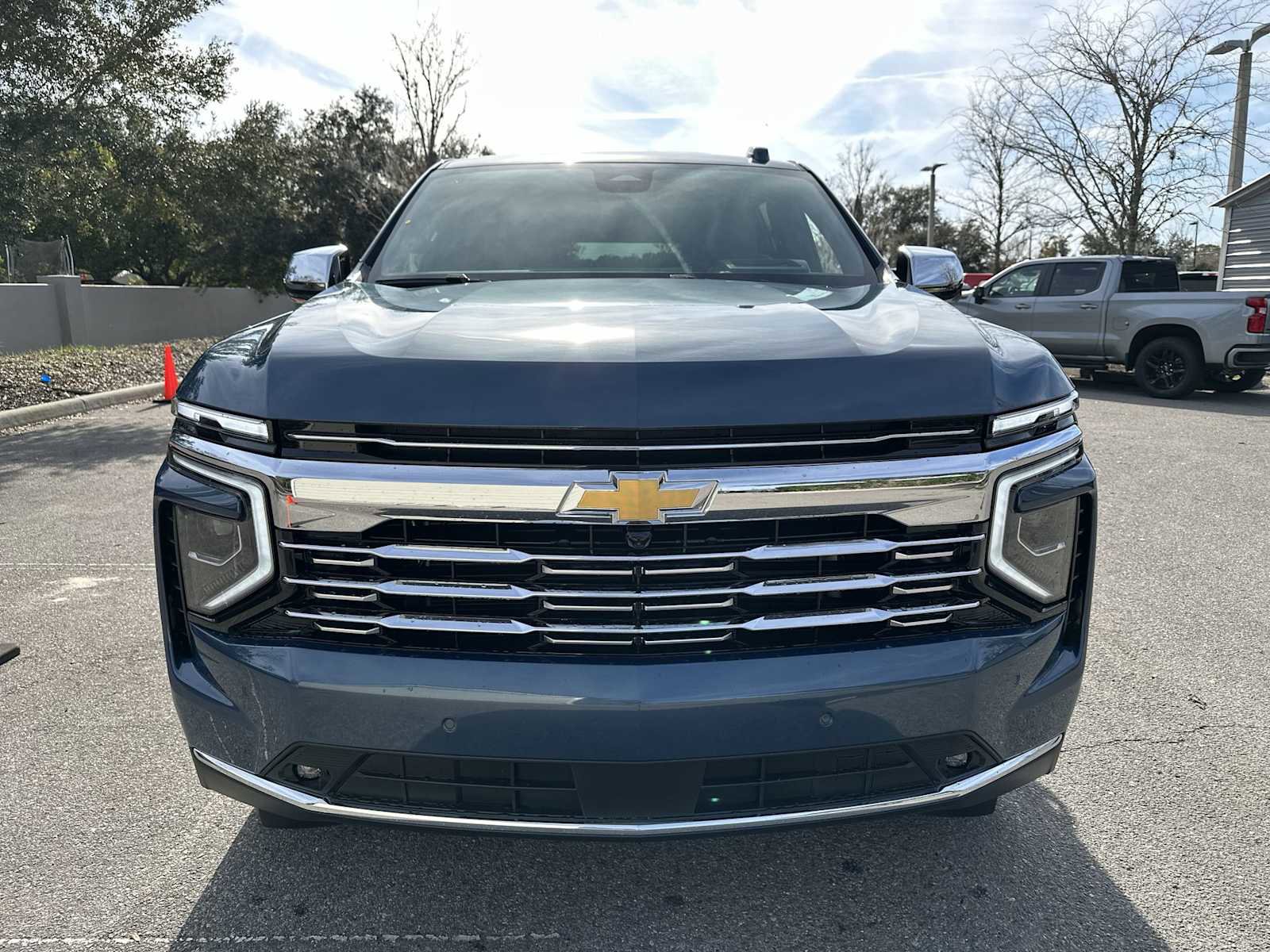 New 2026 Chevrolet Suburban Premier image 9