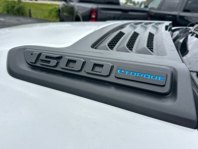New 2026 RAM 1500 Express AWD/4WD image 11