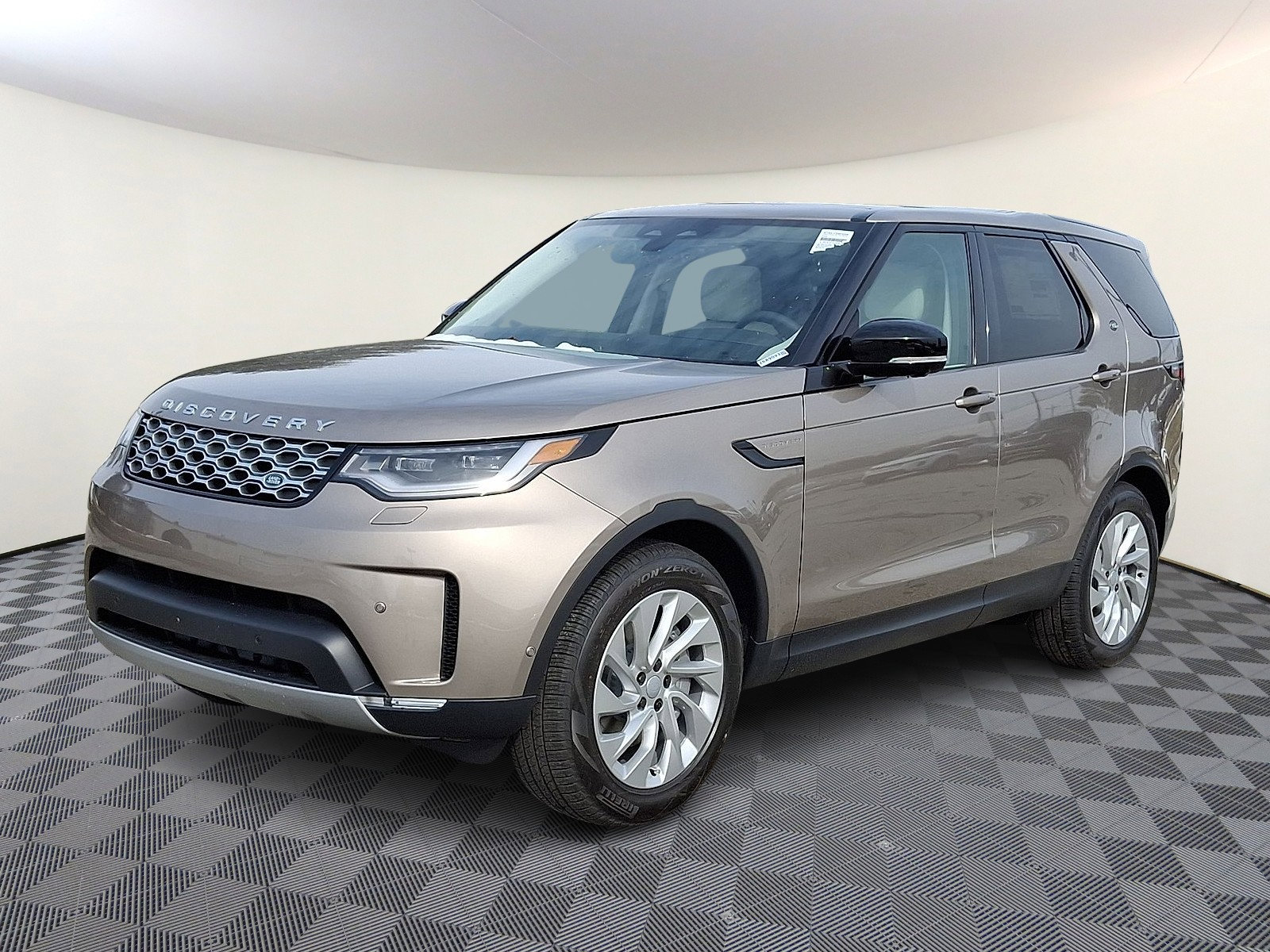 New 2026 Land Rover Discovery S