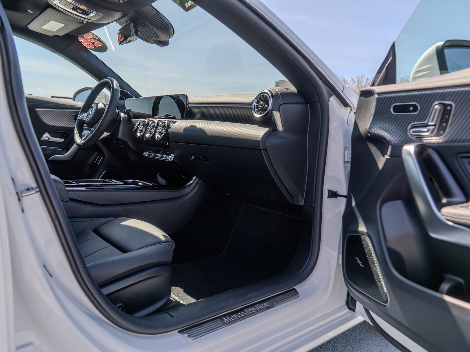 Certified 2026 Mercedes-Benz CLA 250 4MATIC image 28