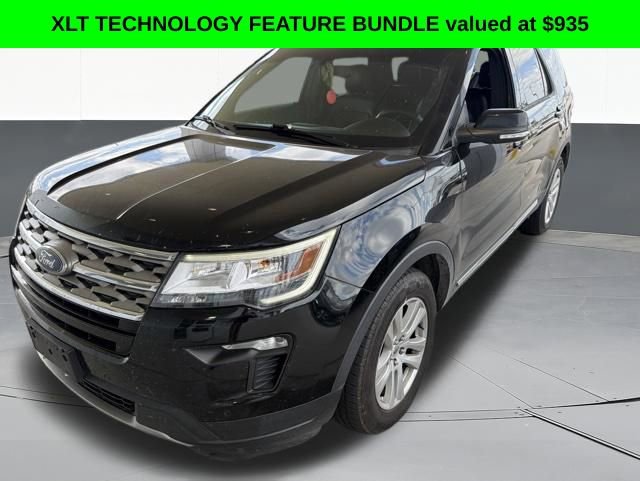 Used 2018 Ford Explorer XLT w/ Equipment Group 202A AWD/4WD image 4