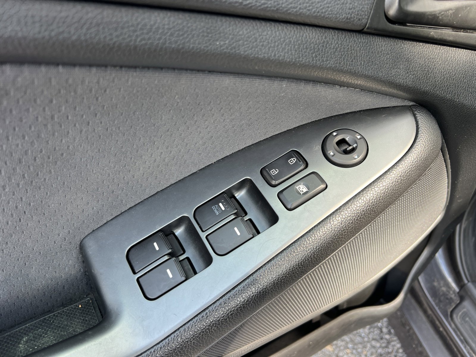 Used 2015 Kia Optima LX image 26