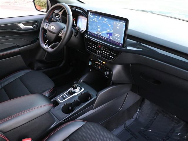 Used 2024 Ford Escape ST-Line w/ Tech Pack #1 image 12