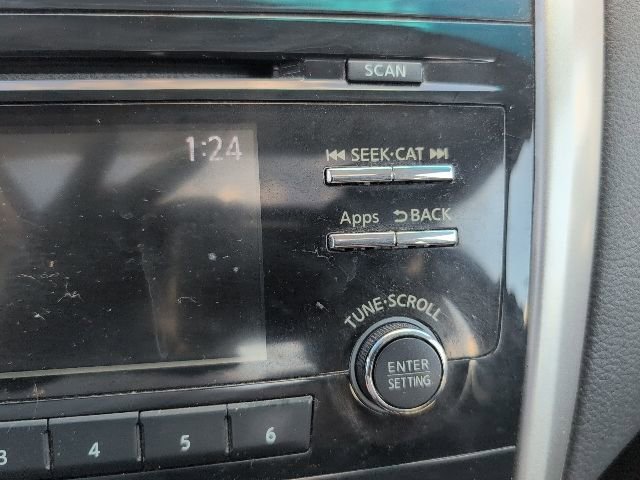 Used 2015 Nissan Altima 2.5 SV w/ Convenience Package image 22