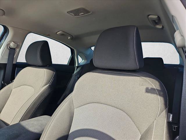 Used 2022 Kia Forte LXS w/ LXS Technology Package FWD image 9