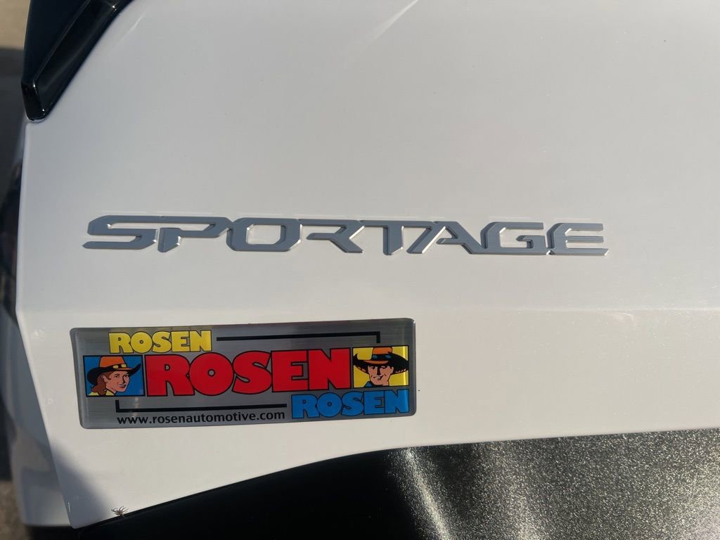 Certified 2025 Kia Sportage EX image 31