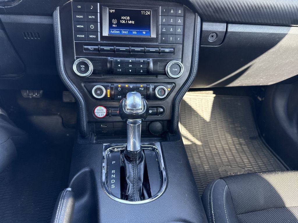 Used 2015 Ford Mustang Convertible image 20