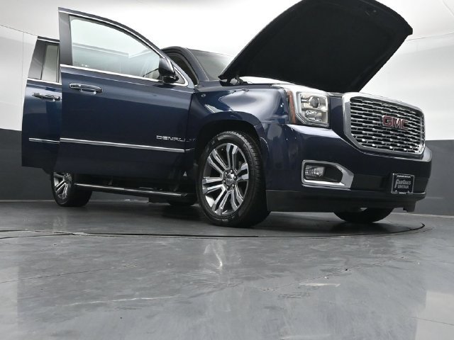 Used 2018 GMC Yukon XL Denali w/ Denali Ultimate Package AWD/4WD image 53