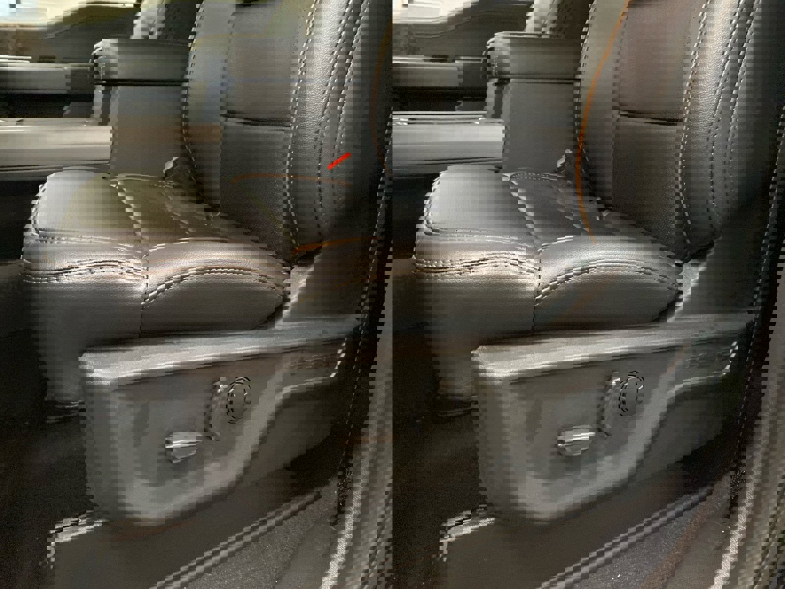 New 2026 Ford F350 Lariat w/ Lariat Ultimate Package image 16