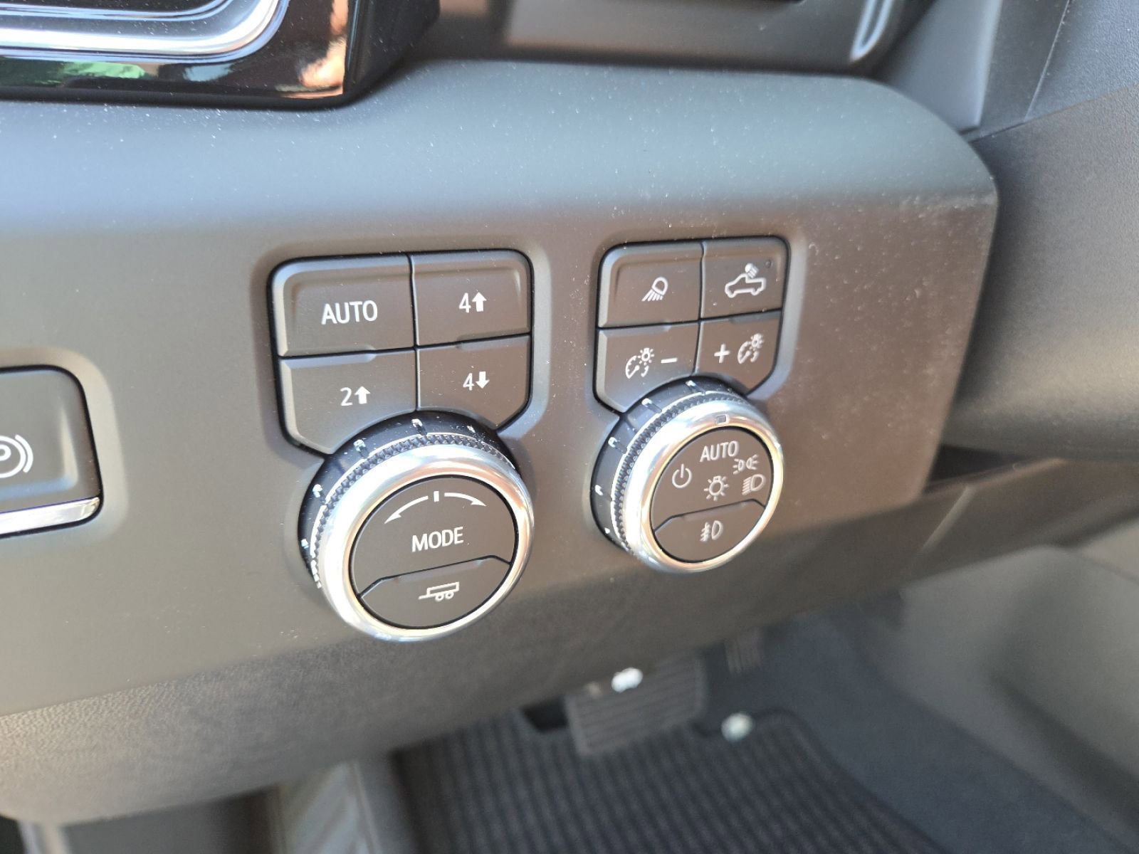 New 2026 GMC Sierra 1500 Denali Ultimate image 9