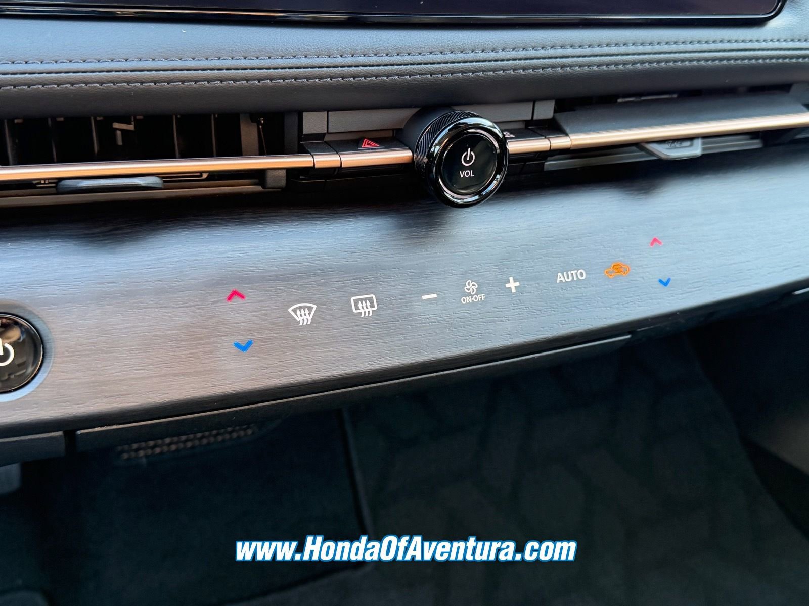 Used 2023 Nissan Ariya FWD image 23