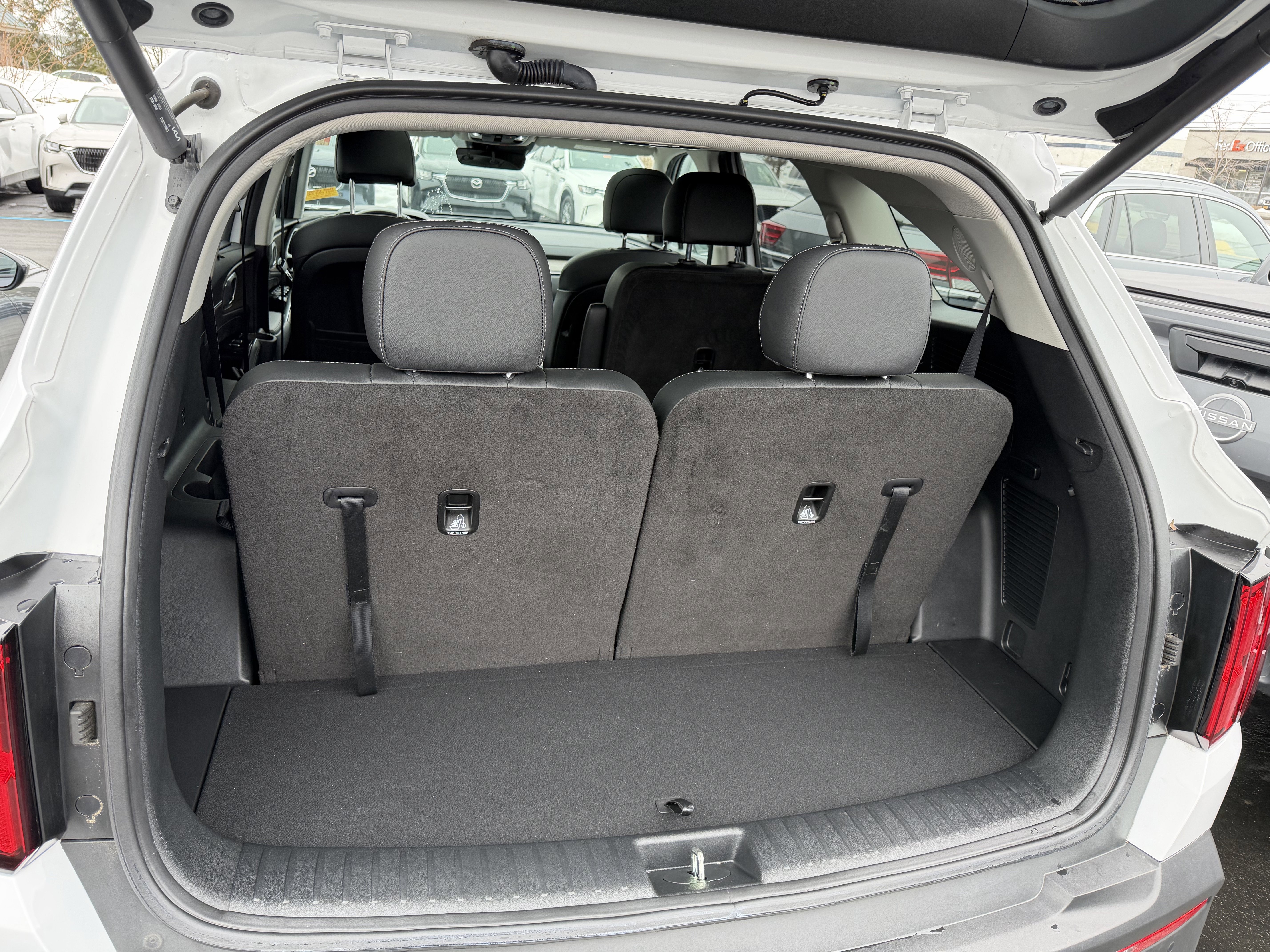 Used 2023 Kia Sorento SX Prestige image 31