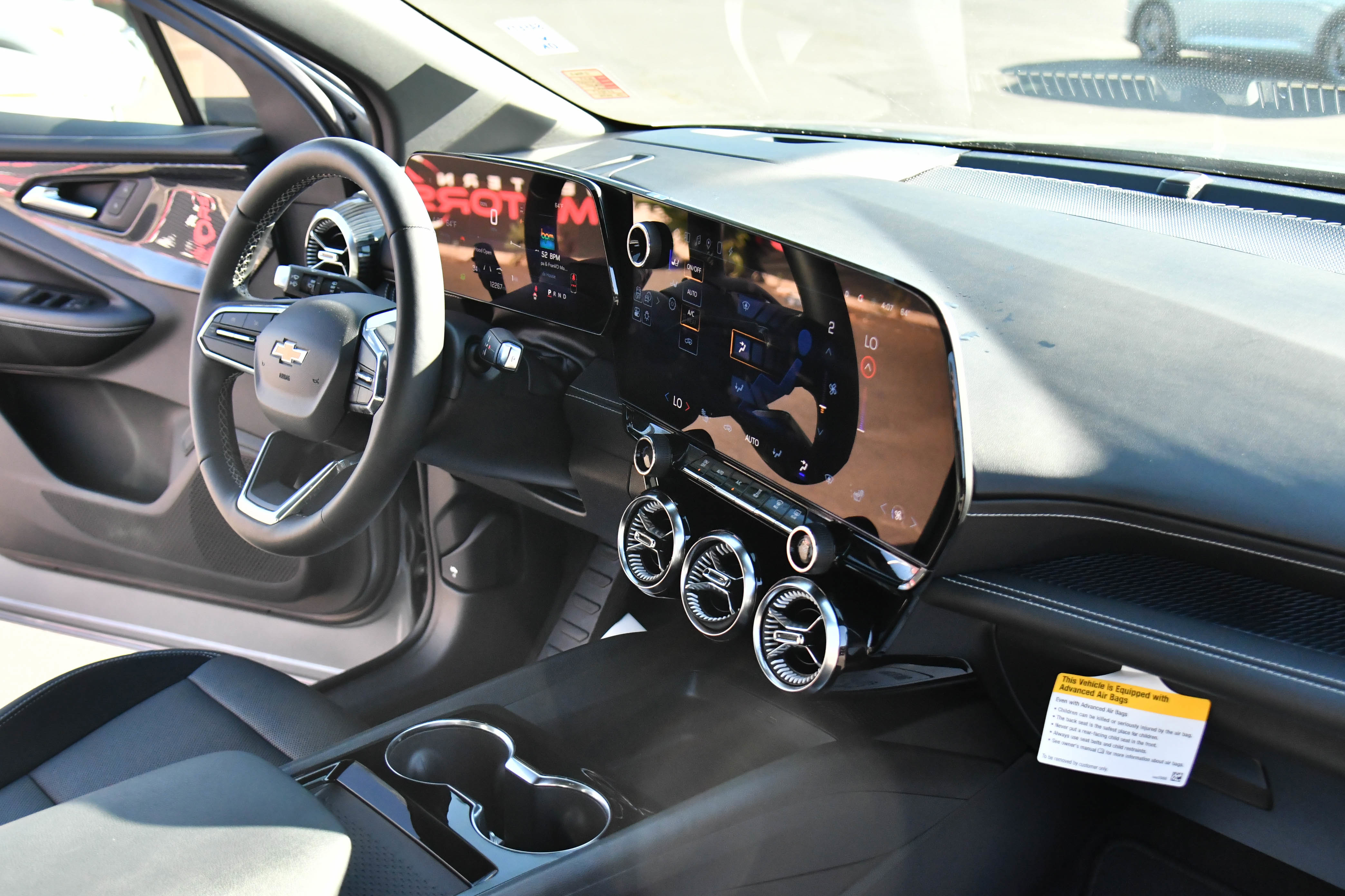 Used 2024 Chevrolet Blazer EV LT image 52