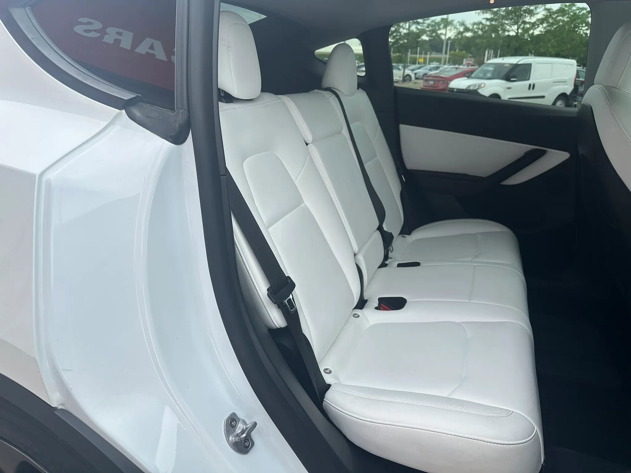 Used 2022 Tesla Model Y Performance AWD/4WD image 12