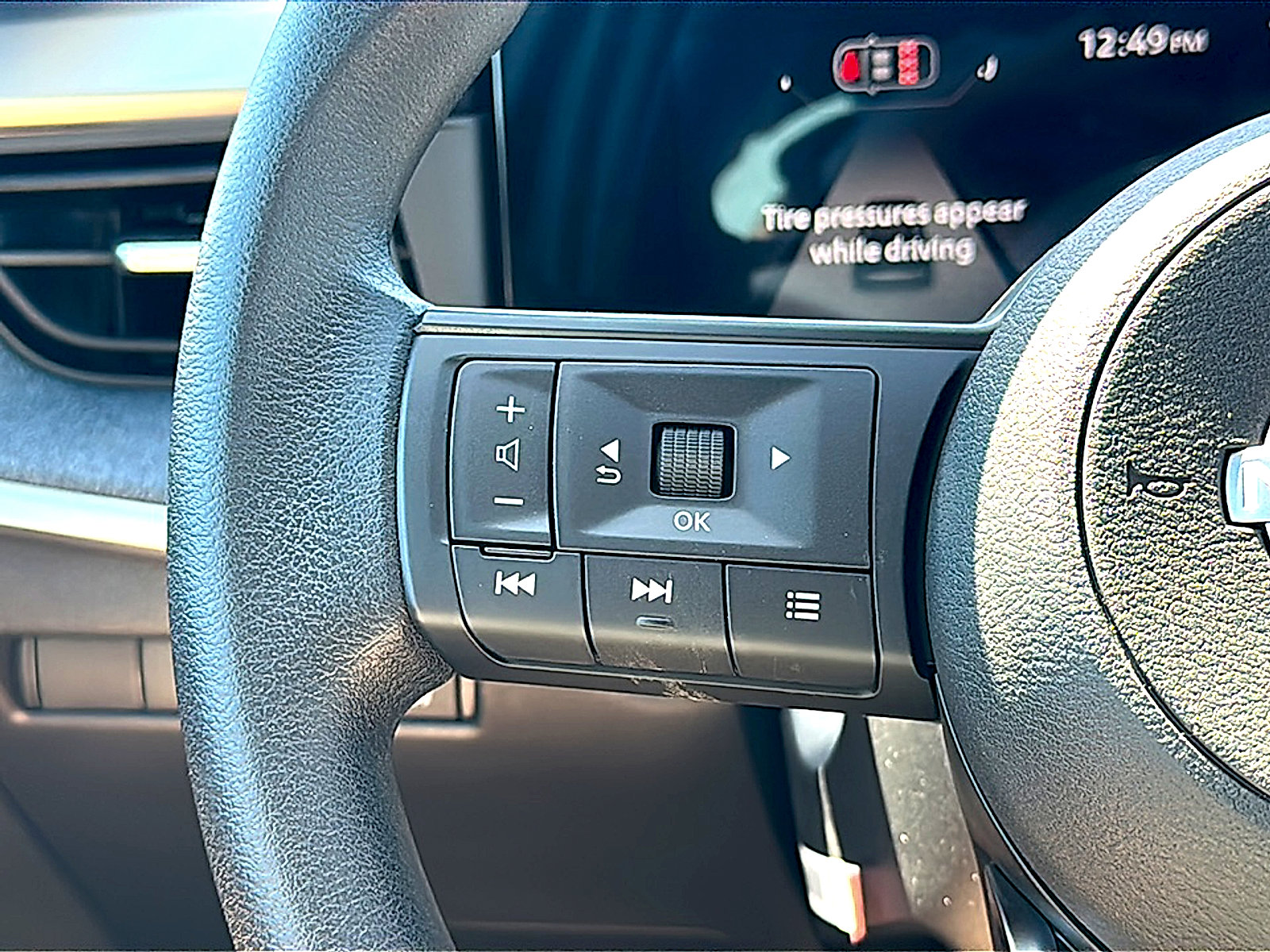 New 2026 Nissan Kicks SV w/ SV Premium Package image 19