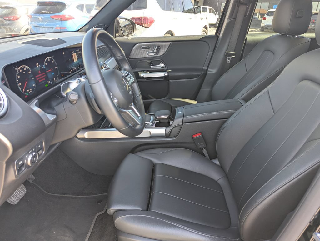 Used 2022 Mercedes-Benz EQB 350 4MATIC image 23
