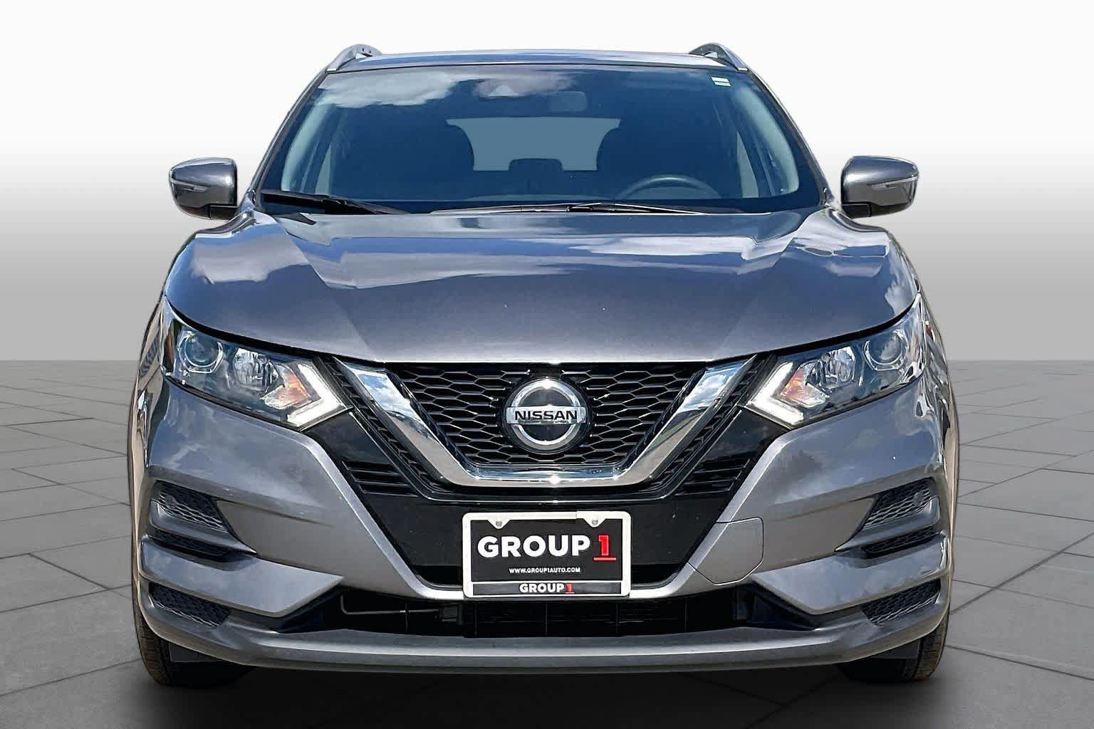 Used 2020 Nissan Rogue Sport SV FWD image 4