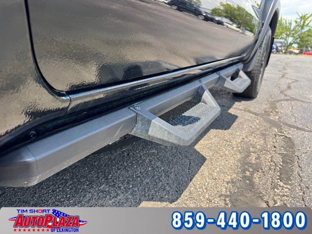Used 2024 Nissan Frontier PRO-4X w/ Pro Convenience Package AWD/4WD image 18