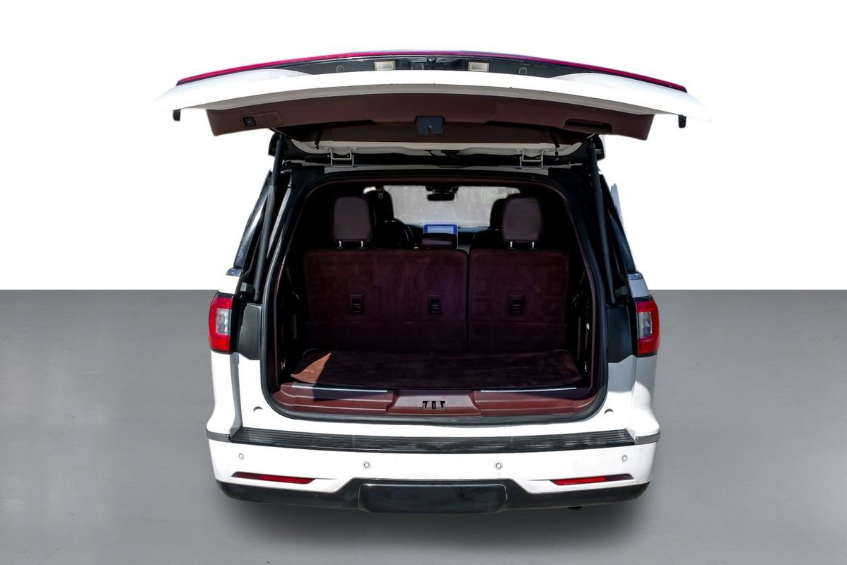 Used 2018 Lincoln Navigator Black Label image 60