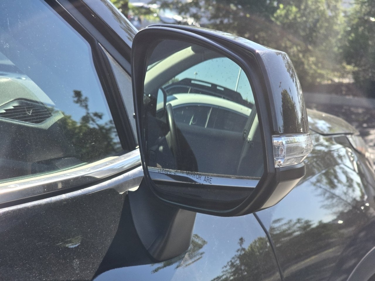 Used 2023 Toyota Highlander XLE AWD/4WD image 18