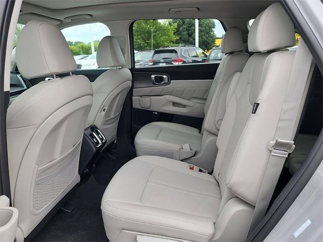 New 2026 Kia Sorento SX image 15