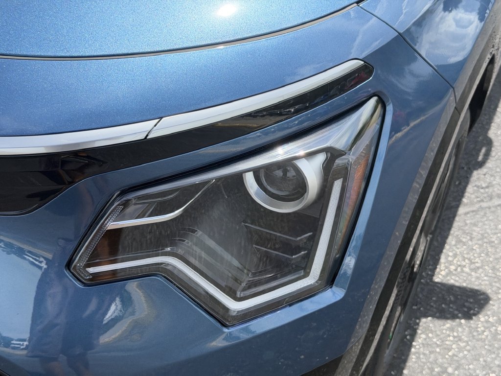 New 2026 Kia Niro Wind FWD image 10