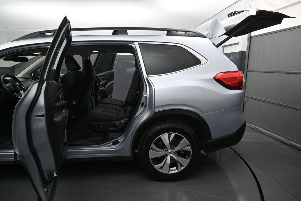 Used 2024 Subaru Ascent Premium w/ Convenience Package AWD/4WD image 12