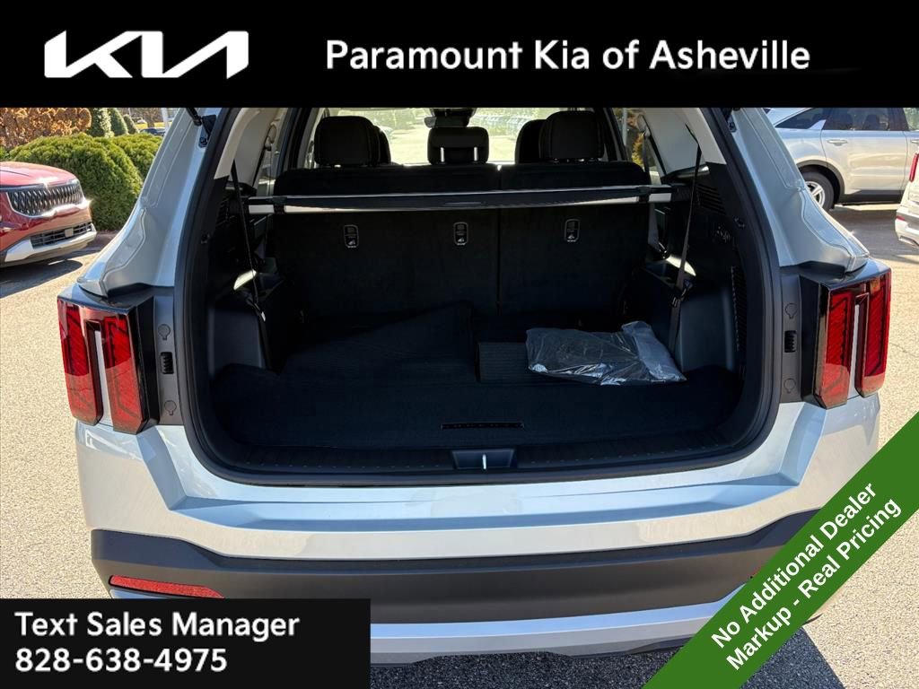 New 2026 Kia Sorento LX image 29