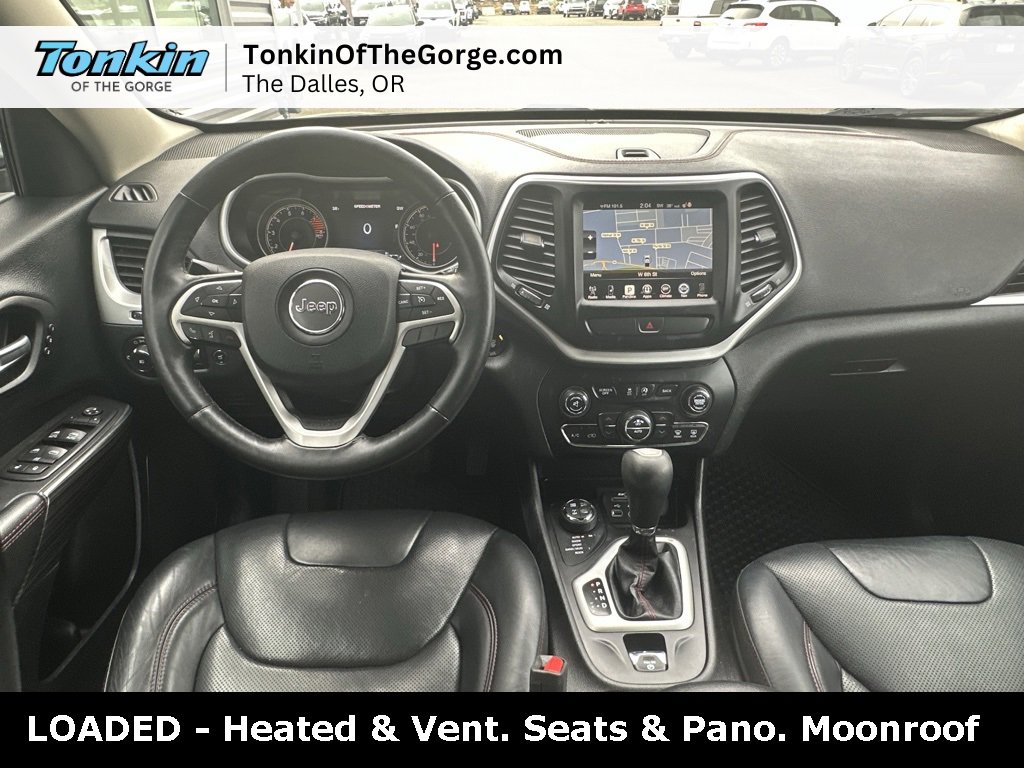 Used 2017 Jeep Cherokee Trailhawk image 16