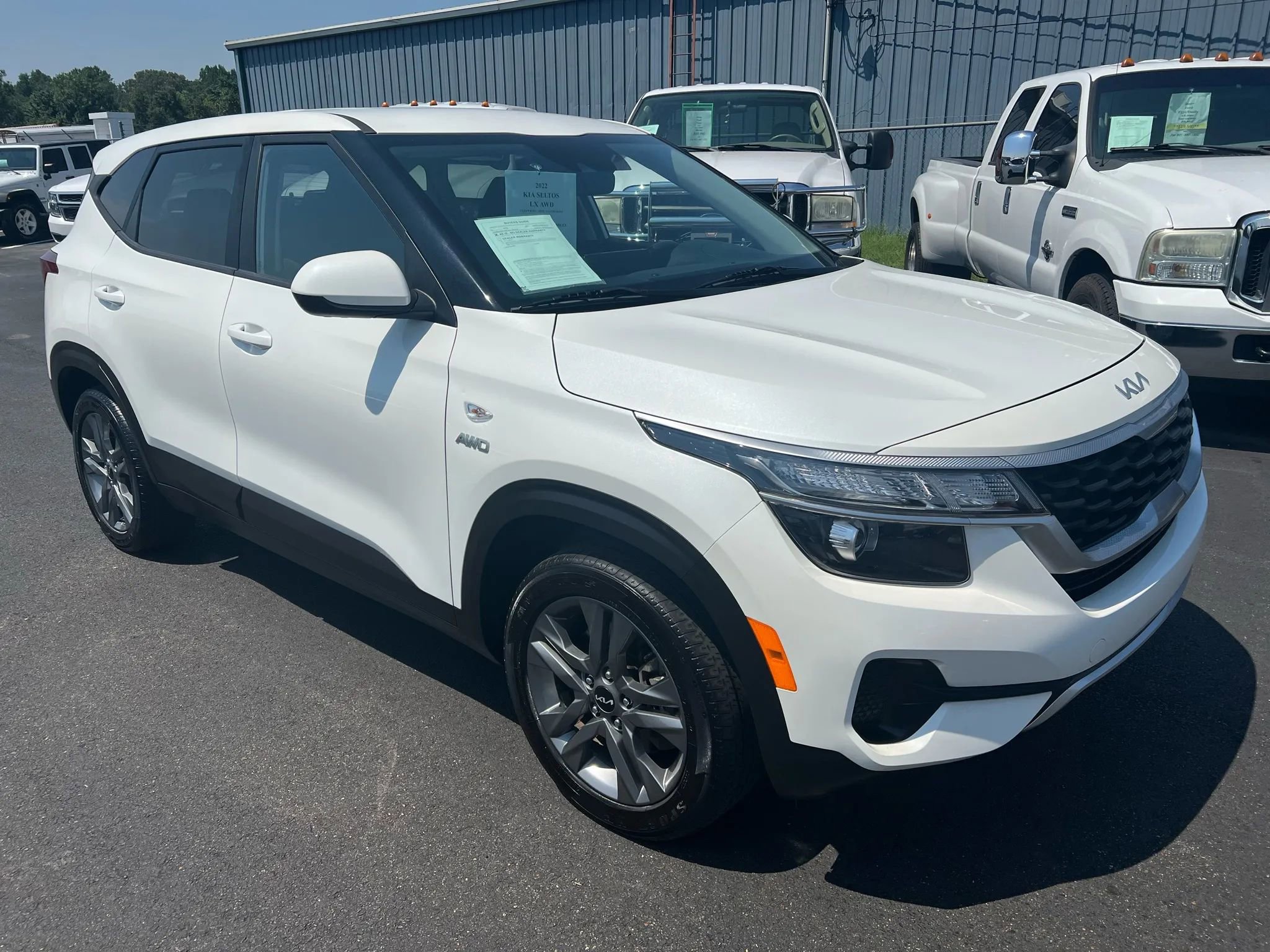 Used 2022 Kia Seltos LX AWD/4WD image 3