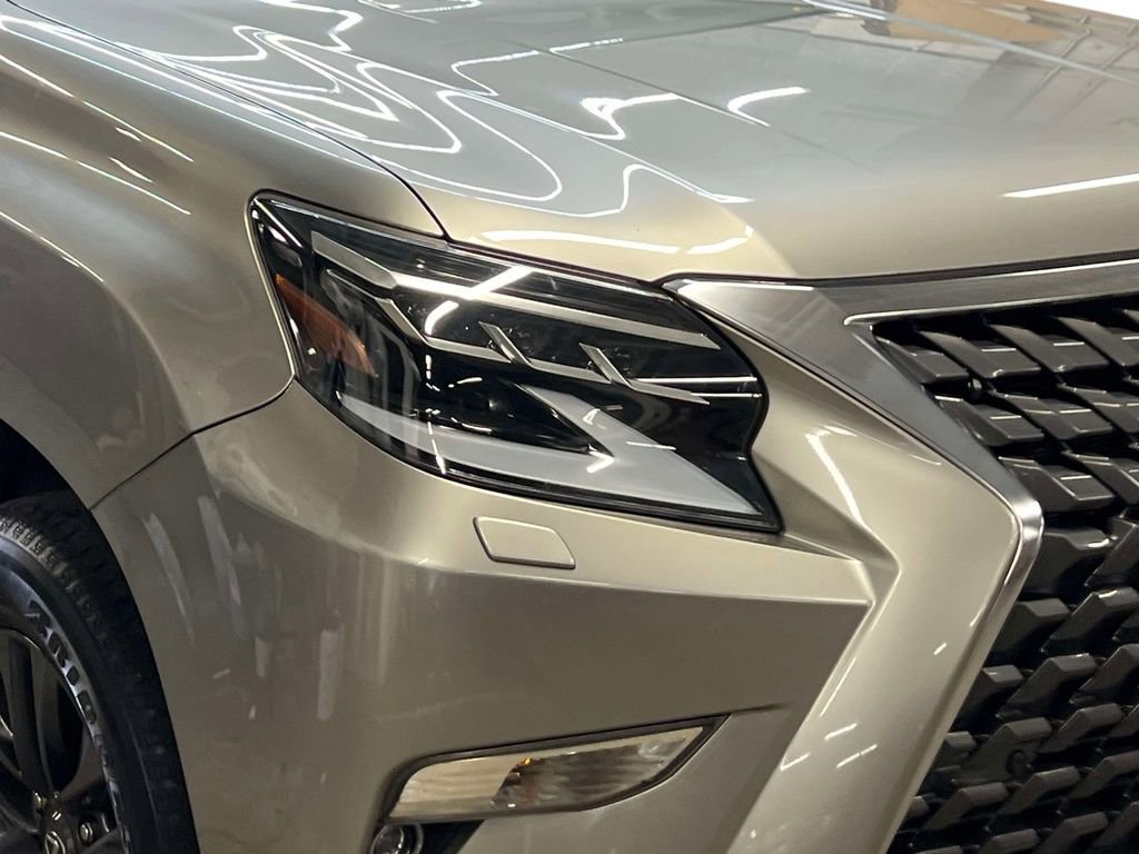 Used 2022 Lexus GX 460 Premium w/ Premium Package AWD/4WD image 9