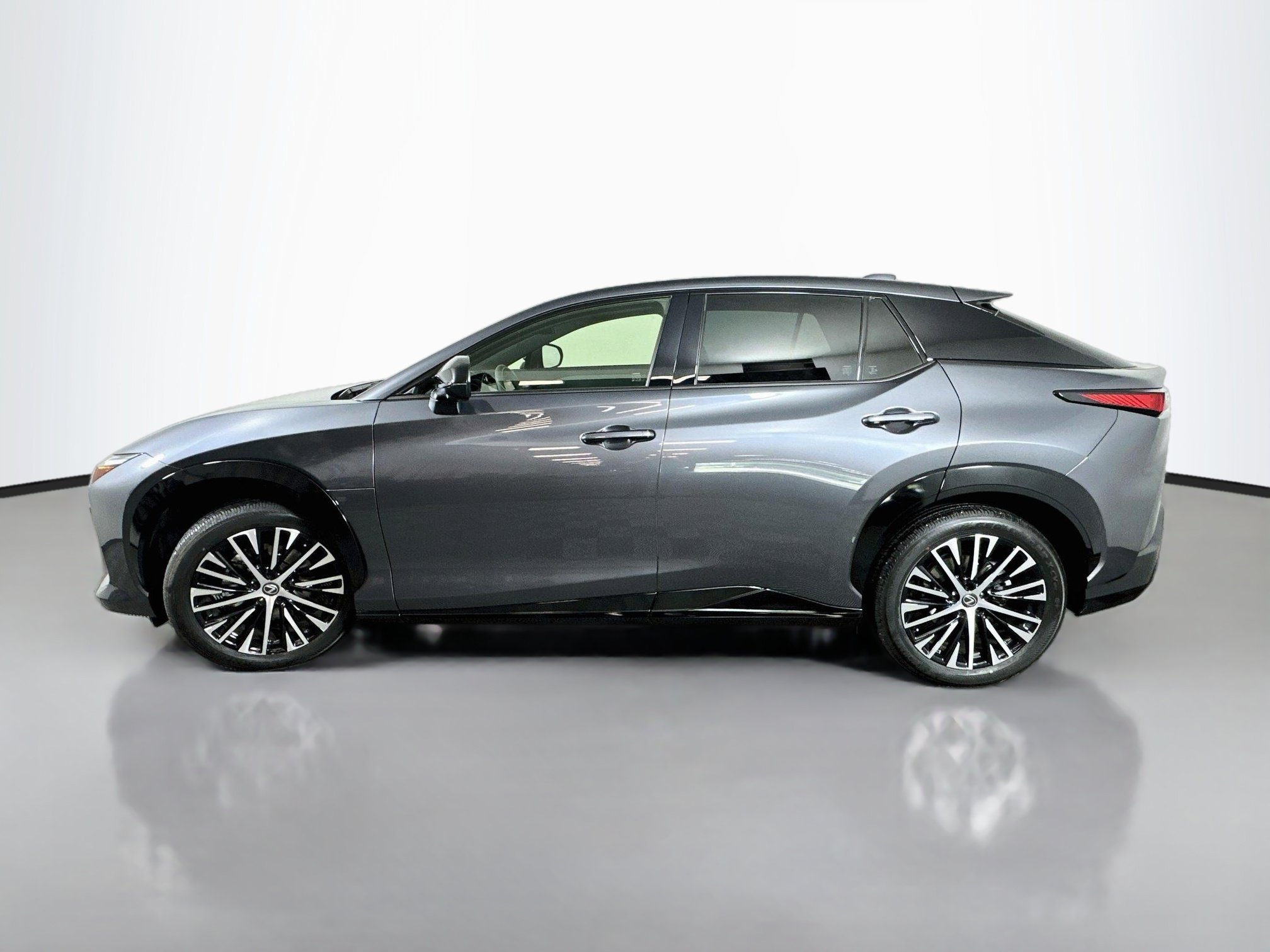 Used 2026 Lexus RZ 350e 2WD w/ Technology Package image 4