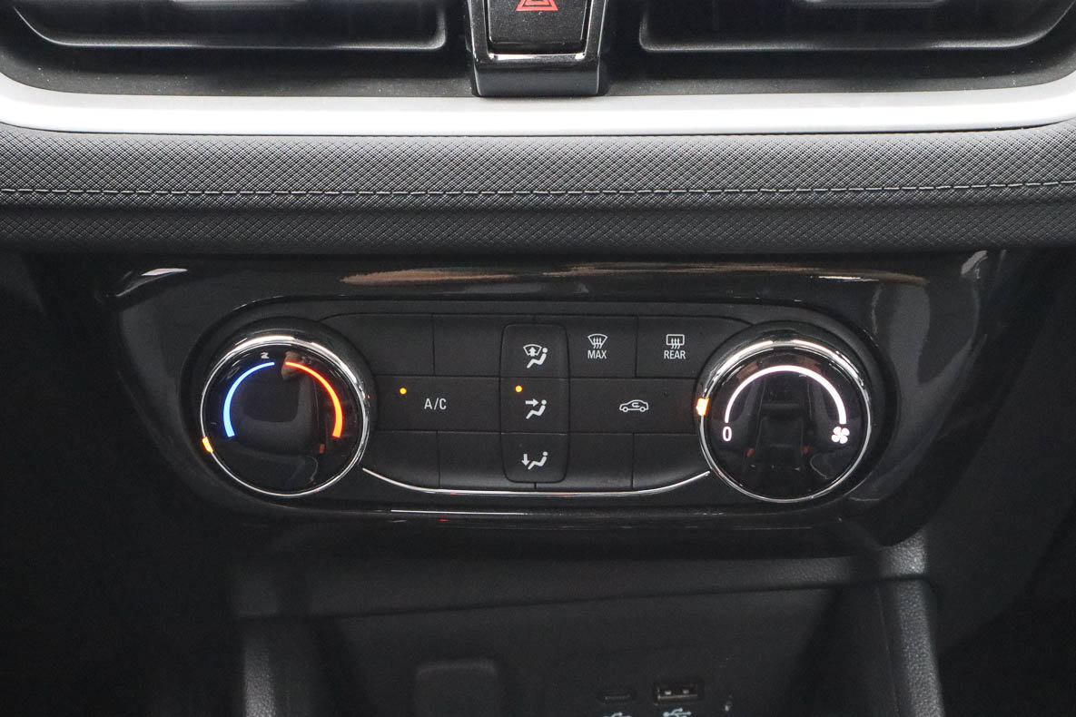 Used 2025 Chevrolet TrailBlazer LT AWD/4WD image 22