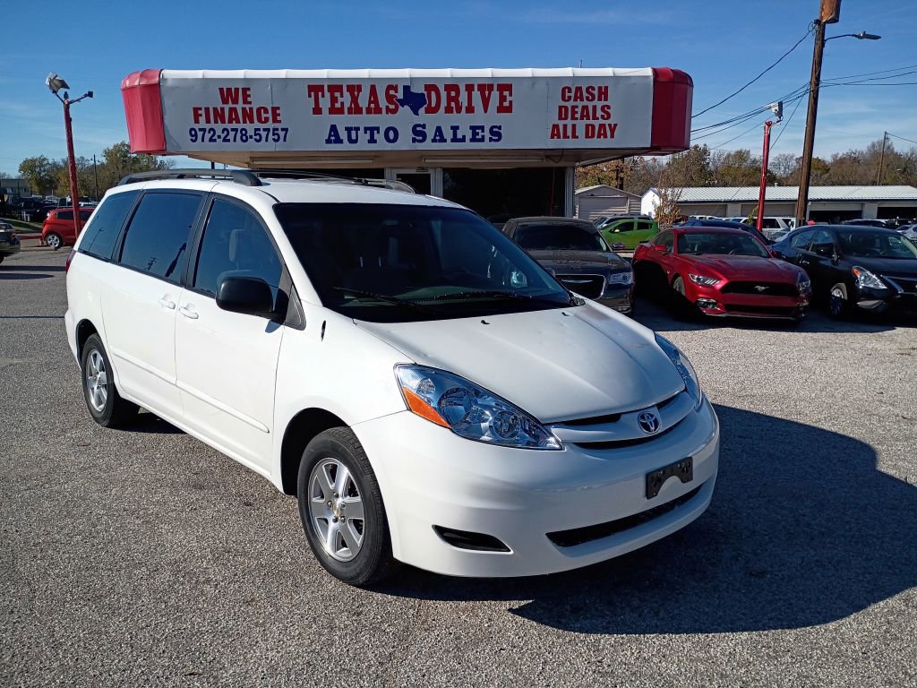 Used 2006 Toyota Sienna CE image 3