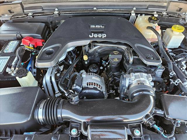Used 2021 Jeep Gladiator Overland AWD/4WD image 28